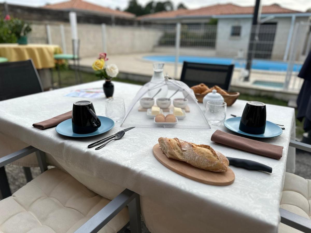 Le Mas Des Anges Soussans Extérieur photo